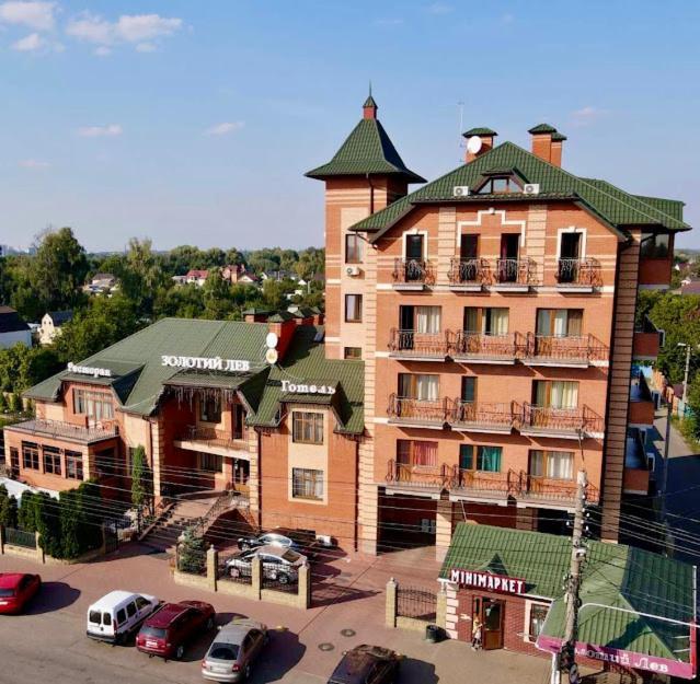 Golden Lion Hotel Boryspilʼ Dış mekan fotoğraf