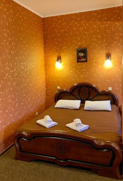 Golden Lion Hotel Boryspilʼ Dış mekan fotoğraf