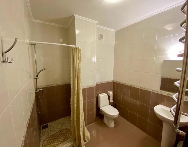 Golden Lion Hotel Boryspilʼ Dış mekan fotoğraf